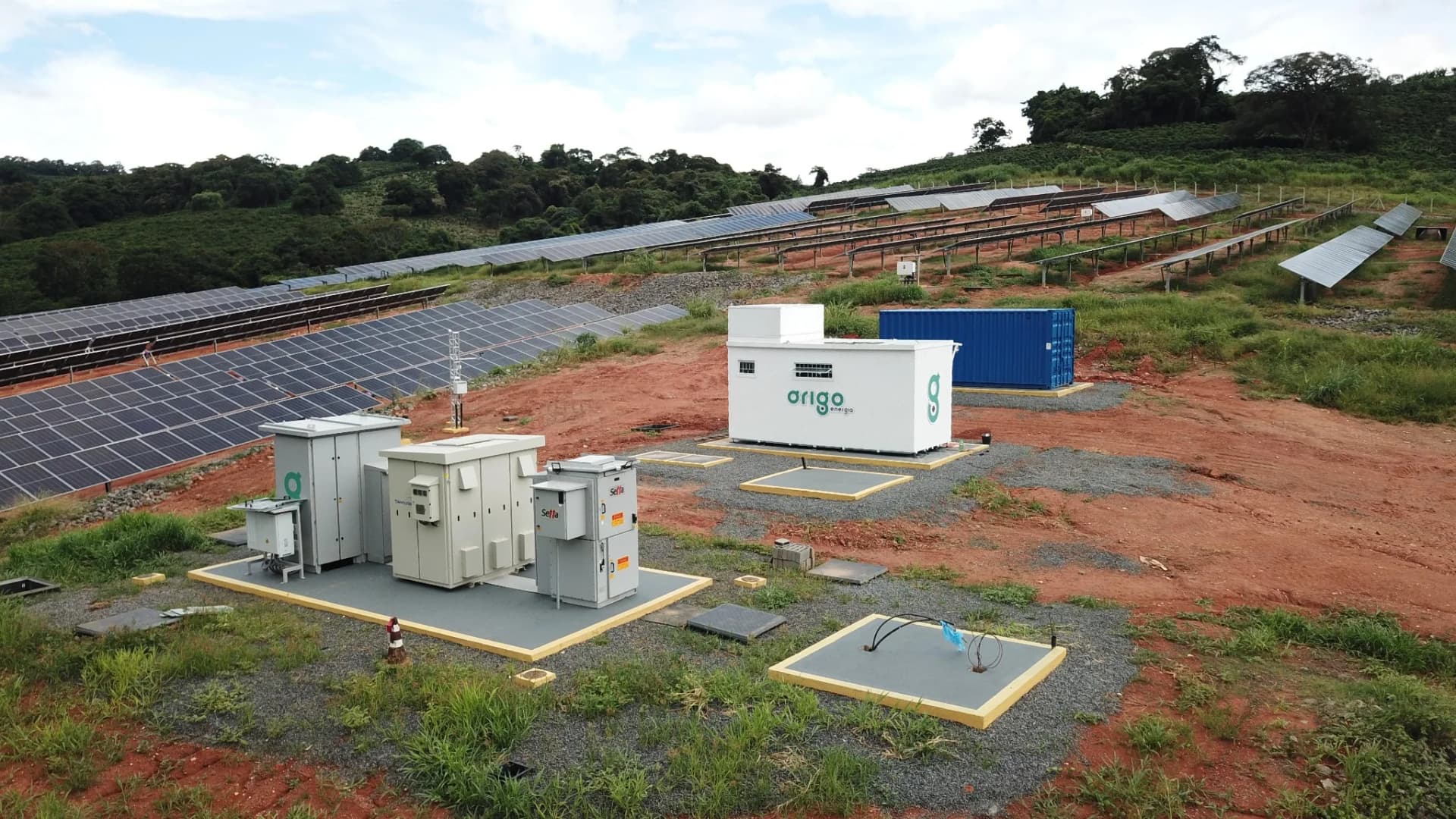 Subestação e equipamentos elétricos da UFV Guaxupé 8665